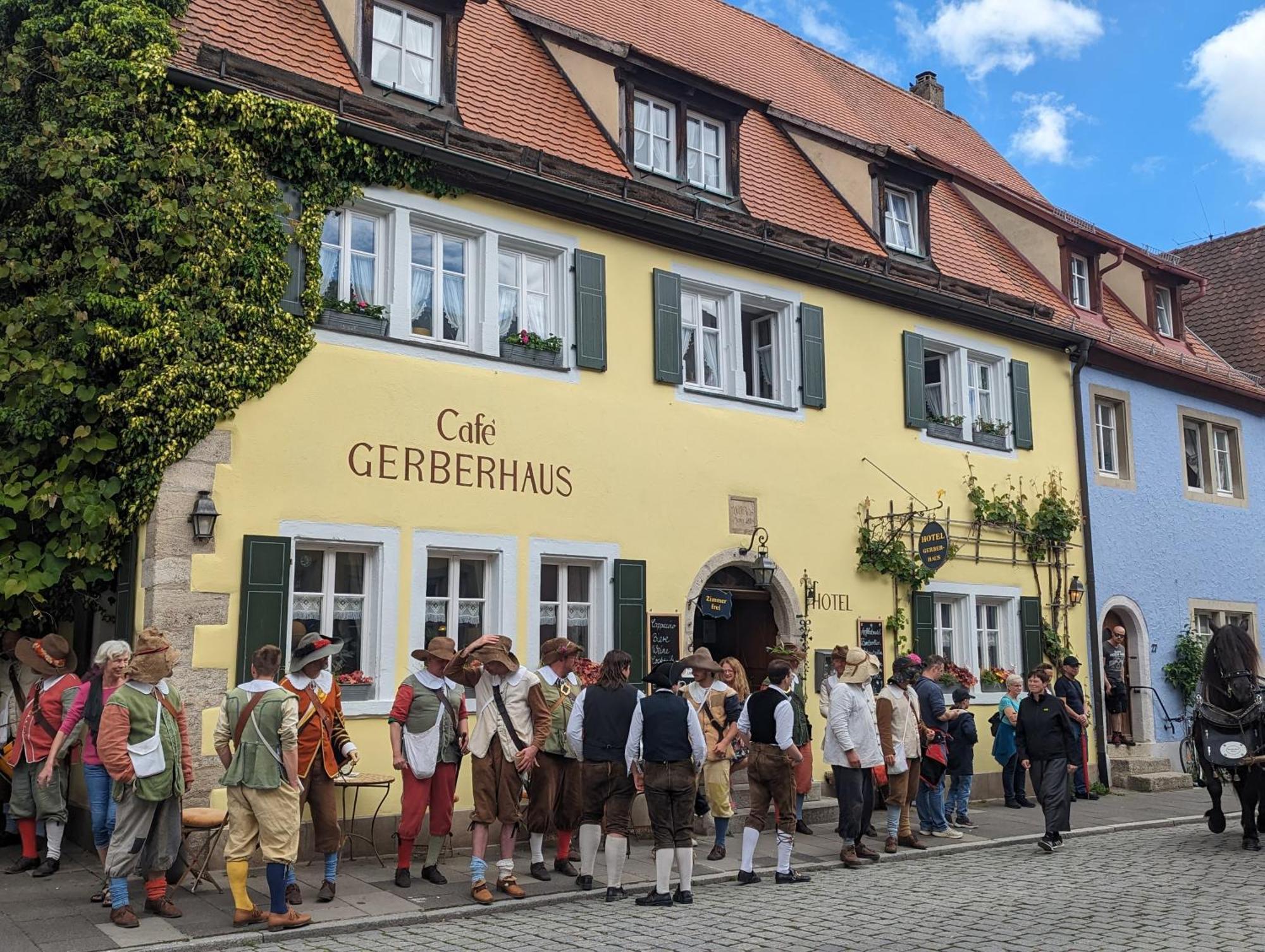 Hotel Gerberhaus โรเทนบวร์ก อ็อบ แดร์เทาเบอร์ ภายนอก รูปภาพ