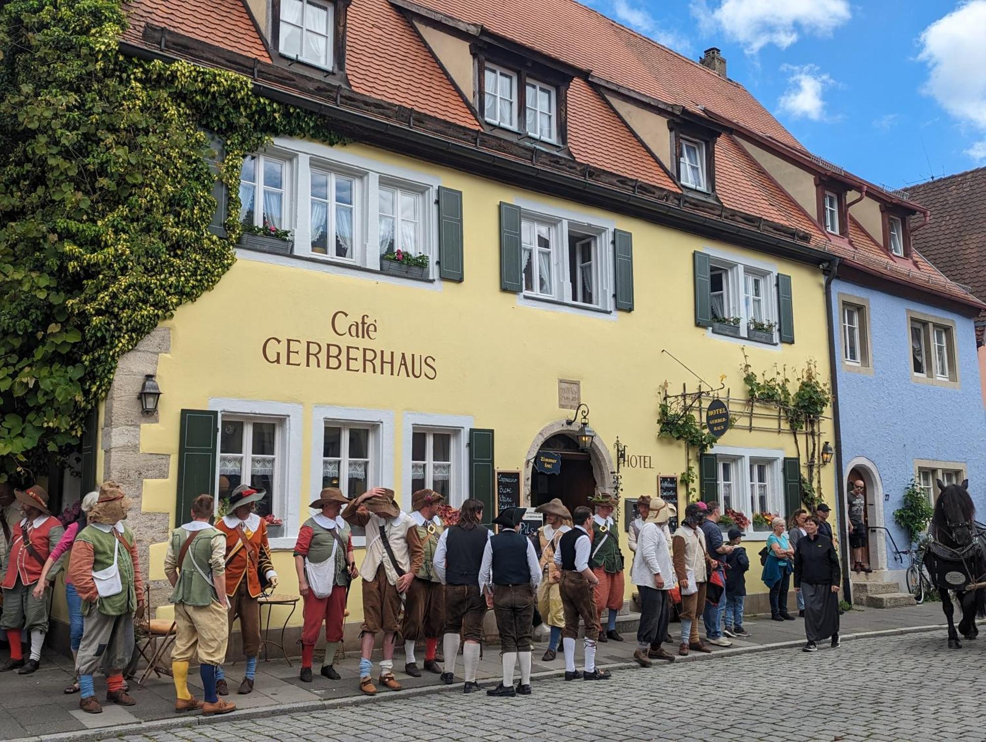 Hotel Gerberhaus โรเทนบวร์ก อ็อบ แดร์เทาเบอร์ ภายนอก รูปภาพ