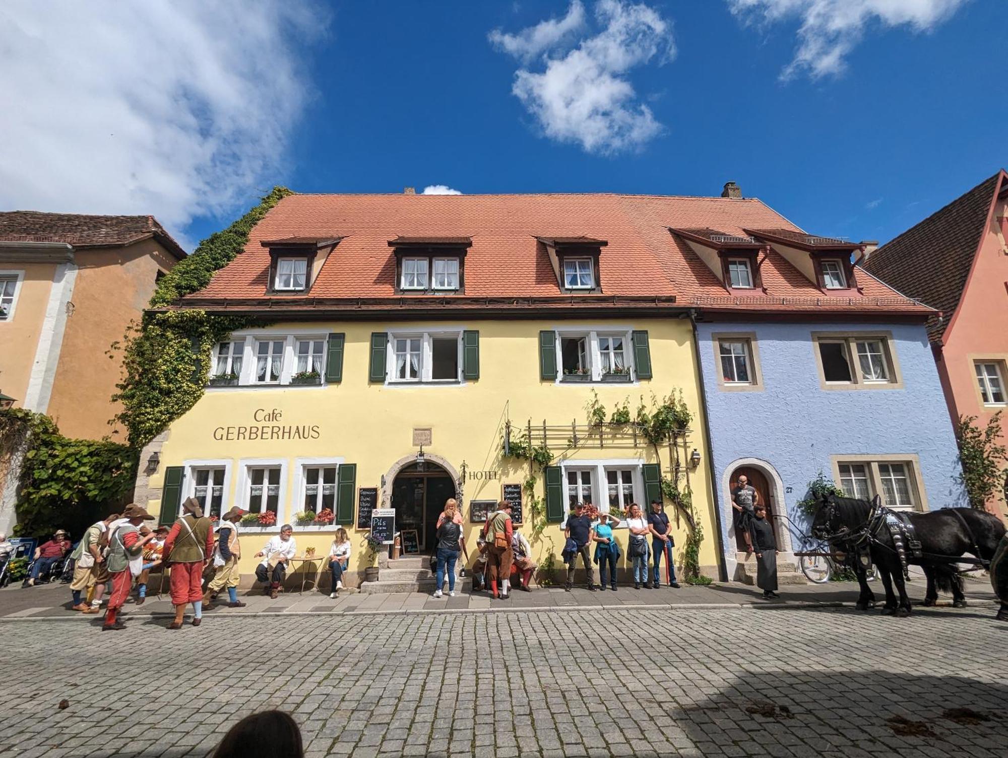 Hotel Gerberhaus โรเทนบวร์ก อ็อบ แดร์เทาเบอร์ ภายนอก รูปภาพ