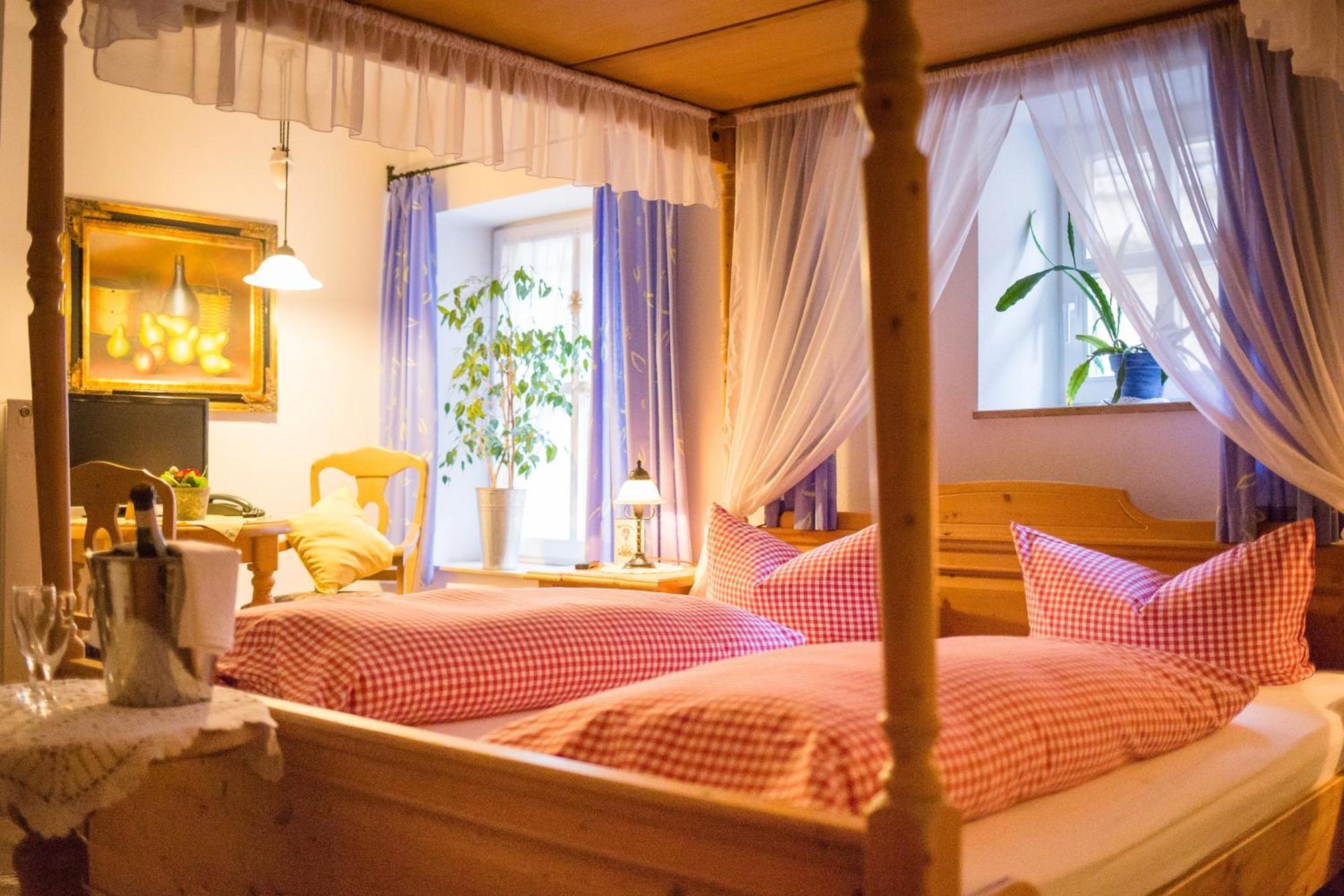 Hotel Gerberhaus โรเทนบวร์ก อ็อบ แดร์เทาเบอร์ ภายนอก รูปภาพ